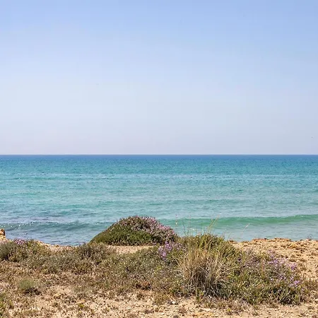 3 Bedroom Lovely In Holiday home *